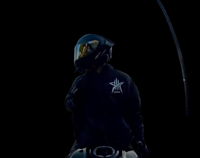Founding member mark pull-over
